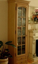 Шкаф с витриной "Элбург" БМ-1384