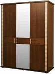 Шкаф трехдверный 